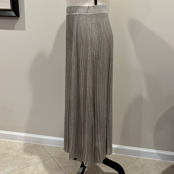 Falconeri Made in Italy Knit Pleated Midi Skirt Pale Gray Silver XS -Small - Picture 5 of 13